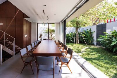 Cách hóa giải cột giữa nhà tránh hao tài tốn của - Nhà Đẹp Sài Gòn