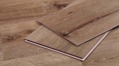 Nên chọn sàn gỗ công nghiệp hay sàn nhựa giả gỗ? - Nhà Đẹp Sài Gòn