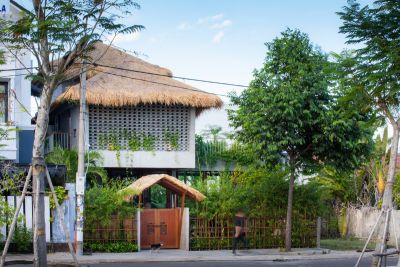 Tái hiện ký ức tuổi thơ trong nhà nghỉ dưỡng 200 m2 - Nhà Đẹp Sài Gòn