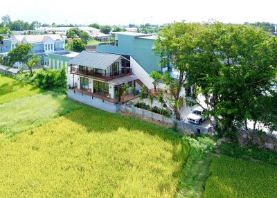 Nhà phố tràn ngập mảng xanh từ đồng lúa, hàng sưa - Nhà Đẹp Sài Gòn