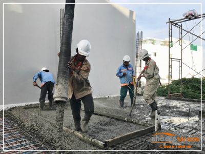 Mr. Anh's House - Công tác đổ bê tông dầm, sàn lầu 2 - Nhà Đẹp Sài Gòn