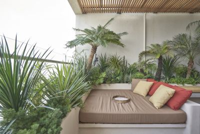 Căn penthouse được bao bọc giữa vườn cây - Nhà Đẹp Sài Gòn
