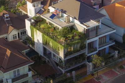 Biệt thự được bao bọc bởi khu vườn nhiệt đới - Nhà Đẹp Sài Gòn