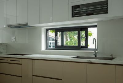 TOP mẫu cửa sổ bếp vừa đẹp, vừa thoáng - Nhà Đẹp Sài Gòn